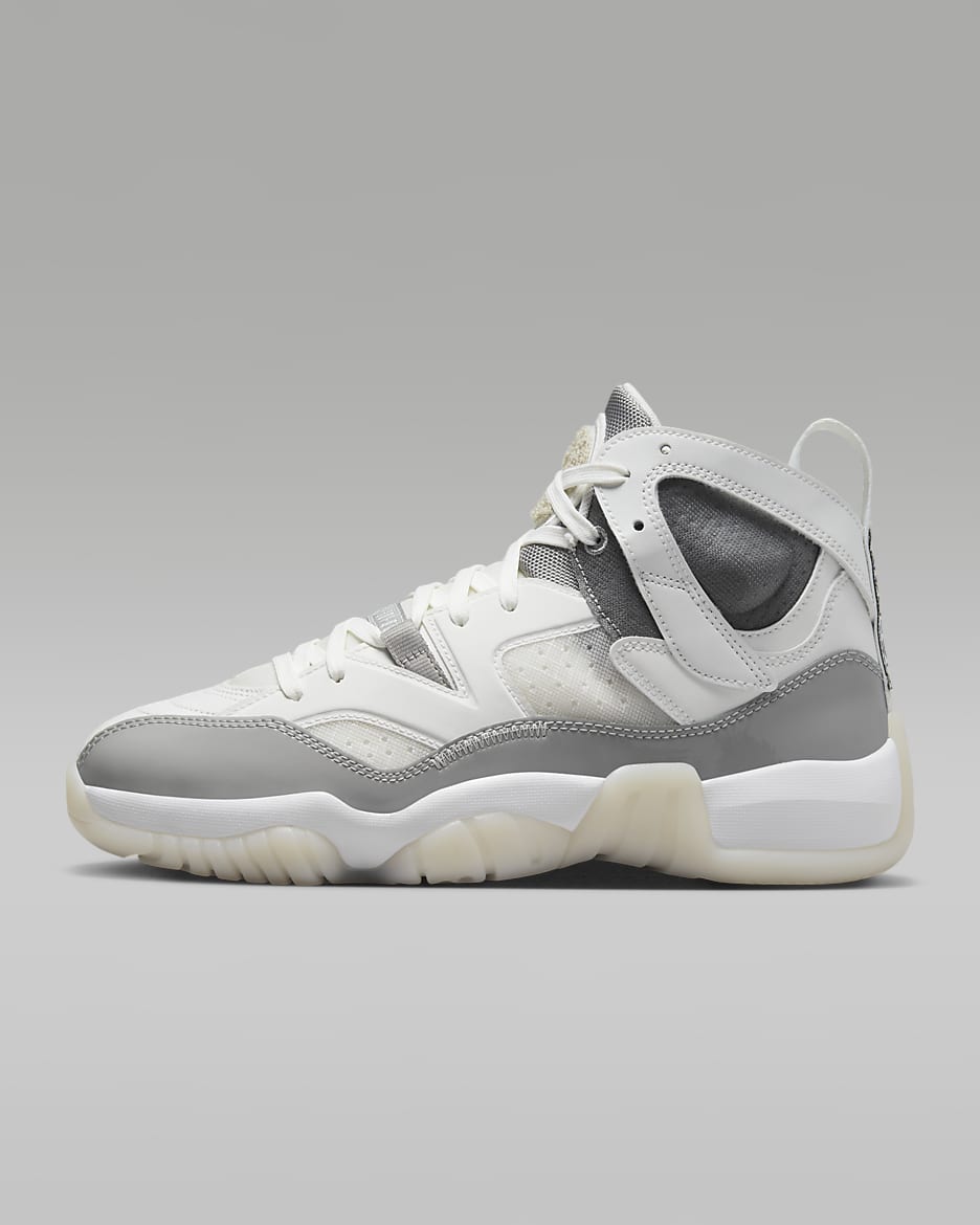 Jordan Brand（NIKE） - JUMPMAN  TWO  TREY Jumpman Two Trey Women's Shoes. Nike.com